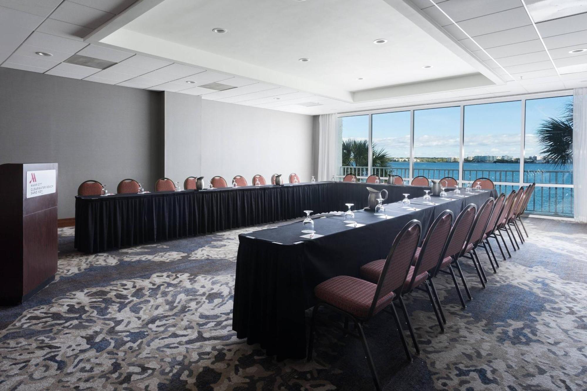 Clearwater Beach Marriott Resort On Sand Key Exterior photo